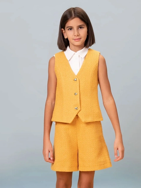 Жилет из твида